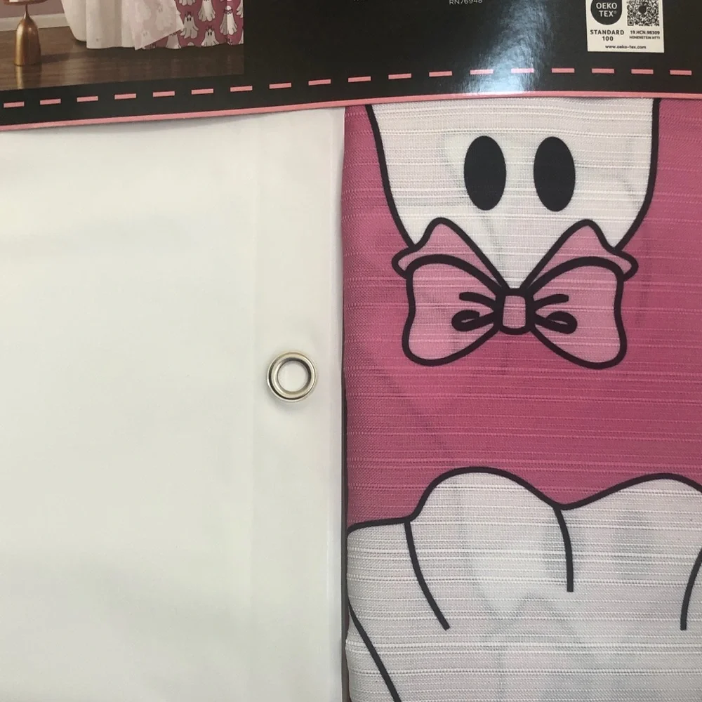 NWT Betsy Johnson 14-Piece White Ghost w/Pink Bow Shower Curtain Set